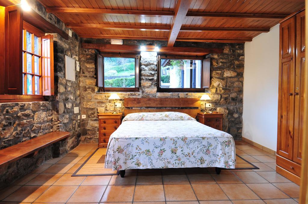 Casas Rurales El Llugaron Miravalles Esterno foto