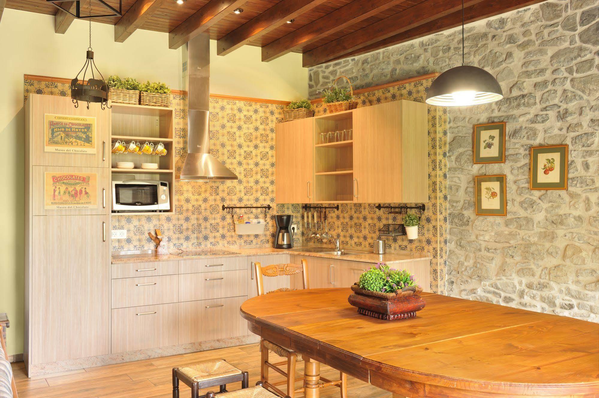 Casas Rurales El Llugaron Miravalles Esterno foto